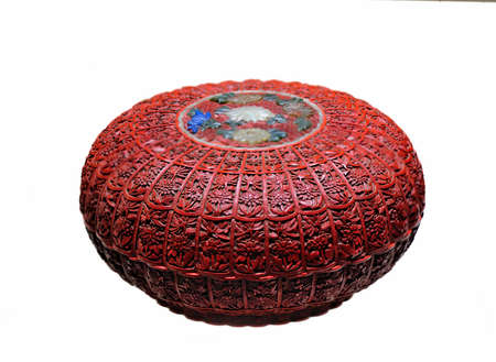 Emperor Qianlong of the Qing dynasty lacquer flower pattern chrysanthemum petal style boxのeditorial素材