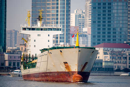 Shanghai Huangpu vesselのeditorial素材