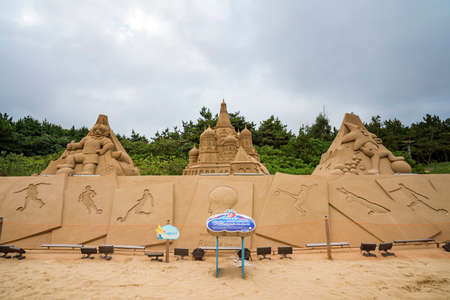 Sand carving of Zhoushan Zhujiajian international sand sculpture art squareのeditorial素材