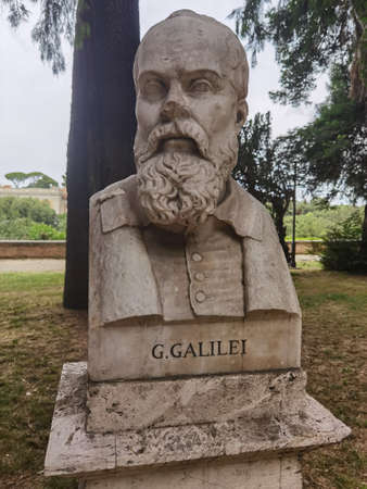 Marble bust of Galileo Galilei, Italian physicist and mathematician. The bust is publicly displayed in the gardens of the Pincio in Rome.のeditorial素材