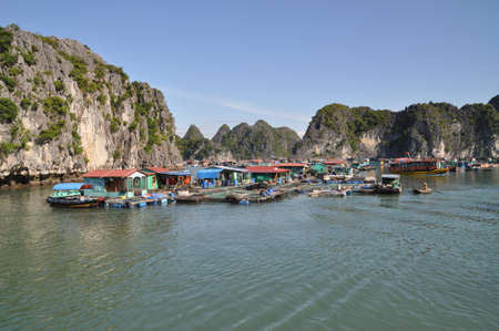 Floating village in Ha Long Bay, Vietnamのeditorial素材