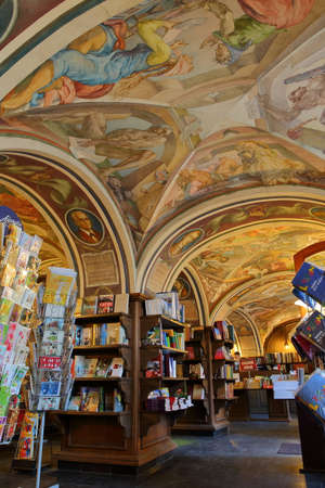 VILNIUS, LITHUANIA - DECEMBER 29, 2016: The bookshop inside Vilnius Universityのeditorial素材