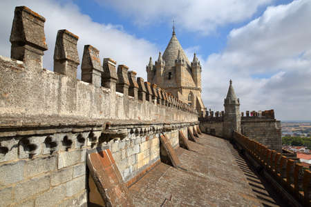 EVORA, PORTUGAL - OCTOBER 9, 2016: The roof of the cathedral (Se) with the Domeのeditorial素材