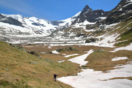 VANOISE, FRANCE - JUNE 20, 2016: Evettes cirque above the hamlet L'Ecot, Northern Alpsのeditorial素材
