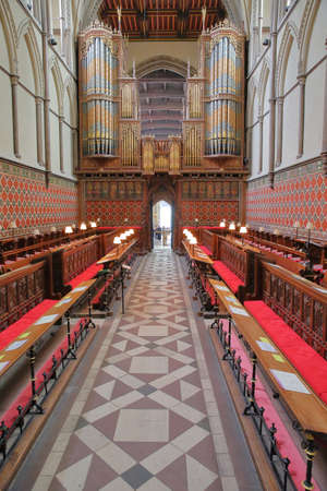 ROCHESTER, UK - APRIL 14, 2017: The Quire inside the Cathedral with the organ in the backgroundのeditorial素材