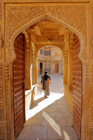 JAISALMER, RAJASTHAN, INDIA - DECEMBER 20, 2017: An entrance door in Jawahir Vilas inside Mandir Palaceのeditorial素材