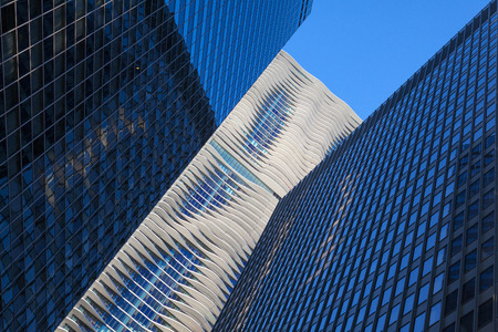 The Aqua Tower on June 7, 2013 in Chicago. The Aqua Tower was completed in 2010.This unique addition to the Chicago skyline houses a hotel,condos,parking and offices in its 82 stories.のeditorial素材