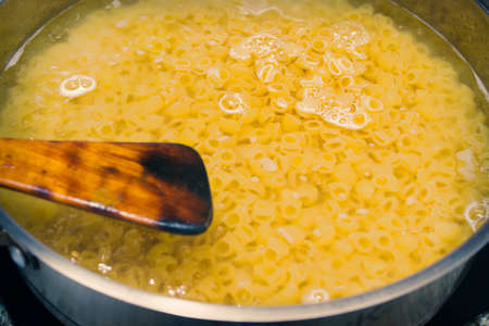 macaroni in the pot cookingの写真素材