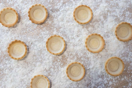 base and puff pastry containers for flour pastry