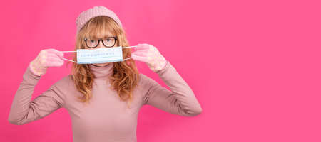 isolated woman with sanitary maskの写真素材