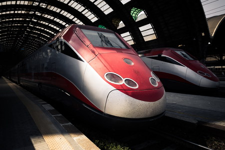 Fast trainのeditorial素材