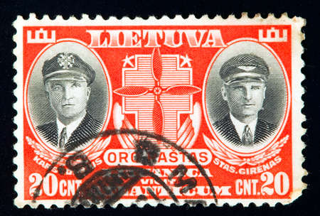 LITHUANIA - CIRCA 1934: stamp printed by Lithuania and shows heroes Darius and Girenas, circa 1934のeditorial素材