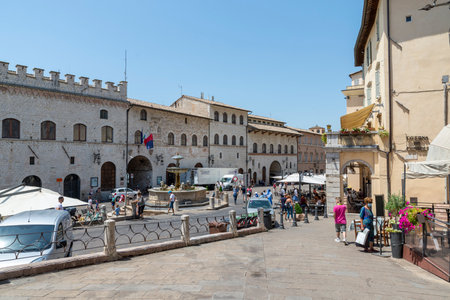 assisi,italy july 11 2020 :piazza del conune of assisi in the center of the townのeditorial素材