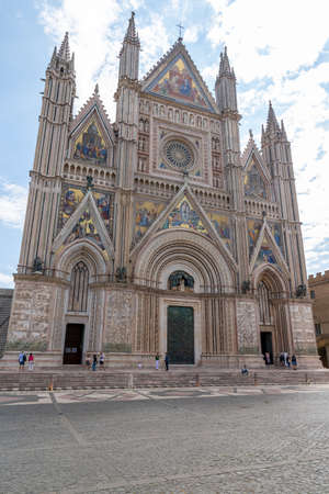 duomo di orvieto at square duomoの写真素材