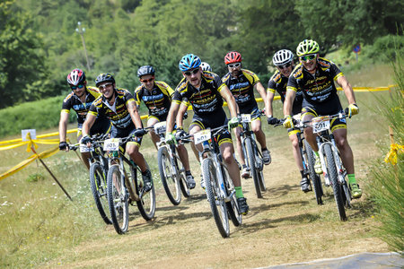 terni, italy august 10 2019: off road mtb bicycle race with competitive teamのeditorial素材