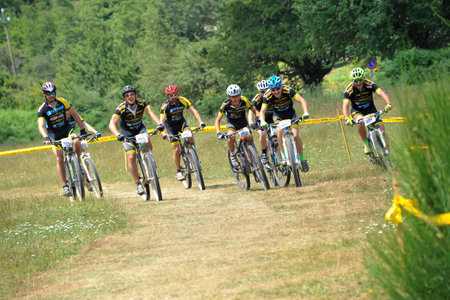 terni, italy august 10 2019: off road mtb bicycle race with competitive teamのeditorial素材