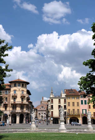 Basilica di Sant Antonio in Padua, seen from the distance. View from Prato della Valle.のeditorial素材