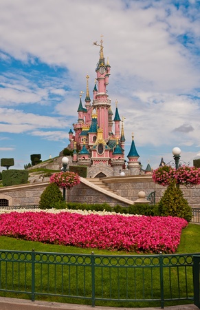 Parigi, Agosto 2010:Sleeping Beauty Castle- Disneyland Resort Parisのeditorial素材