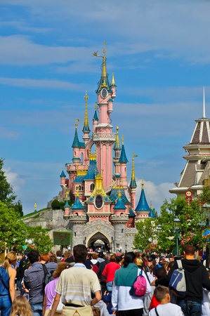 Disneyland Paris, August, 14, 2010 - crowd at  Disneyland Resort Paris  のeditorial素材