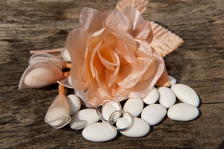 weeding Favors ,wedding rings and candy  for weddings の写真素材
