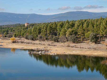 Puentes Viejas reservoir Las Garinas Buitrago de Lozoyaの写真素材