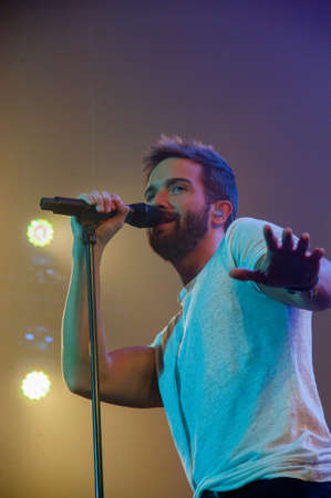 Pablo Alboran Live Tour Terral 2015 Lisbon Portugalのeditorial素材