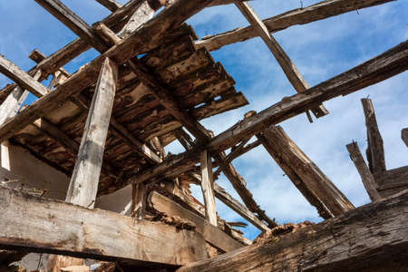 Roof in Ruins, Roof Collapsedの写真素材