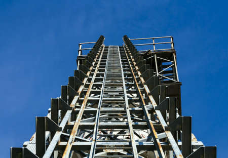 Hopper conveyor