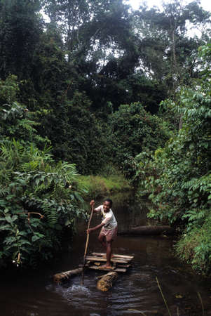 GUINEA ECUATORIAL. Continental  region .Monte Alen National Park ; Child raft.のeditorial素材