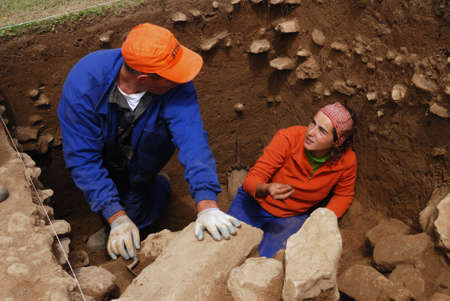 Archaeological excavation "  Roman road  La Mesa "   SOMIEDO   Asturias  SPAIN                                                               のeditorial素材