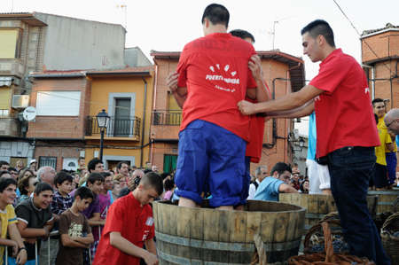 Cenicientos ,SPAIN- 15 October ,2011 " Fiesta de la Vendimia " Harvest wine Festival .CENICIENTOS Community of Madrid .SPAINのeditorial素材