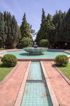 PORTO, PORTUGAL - JULY 05, 2015: Serralves gardens, a green park that extends over 18 hectares involving the Museum of Contemporary Art Serralves Foundation. Throughout the park works of contemporary art are exhibited alongside the typical flora of the noのeditorial素材