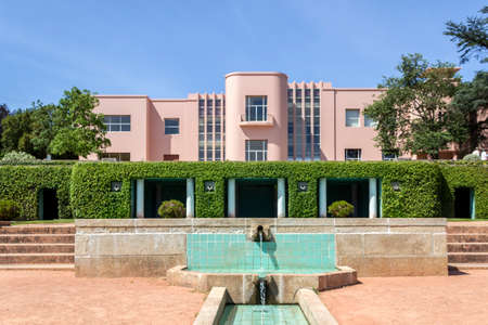 PORTO, PORTUGAL - JULY 05, 2015: Serralves gardens, a green park that extends over 18 hectares involving the Museum of Contemporary Art Serralves Foundation. Throughout the park works of contemporary art are exhibited alongside the typical flora of the noのeditorial素材