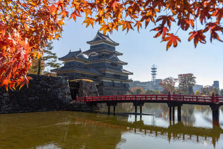 Matsumoto castle, a designated National Treasure of Japan, and the oldest castle donjon remaining in Japan. Construction began in 1592 and it is also known as Crow Castle, Japan.のeditorial素材