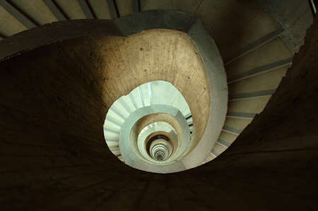 Spiral steps going down in perspective