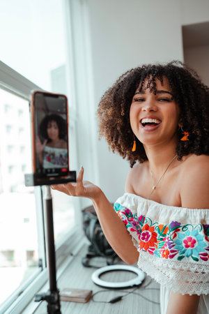 woman using phoneの写真素材