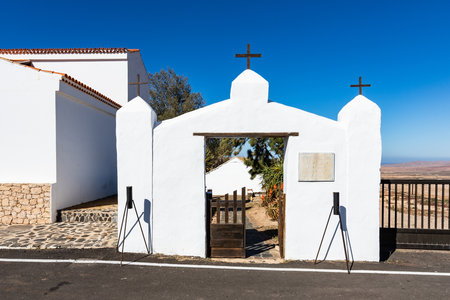 door of the hermitage of the village of la Ampuyenta, fuerteventuraの写真素材
