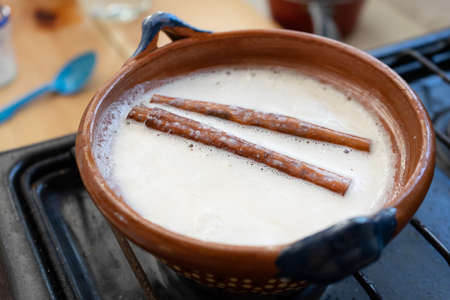 Making rice pudding recipe dessert