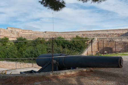In 1981 it is rehabilitated to turn it into a museum, the Museum of the Castle of San Carlos was inaugurated on September 26, 1991. In 1997 the Consortium Castillo de San Carlos was created, which manages the museumのeditorial素材