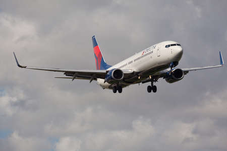 FORT LAUDERDALE, USA - November 4, 2015: A Delta Air Lines Boeing 737 aircraft landing at the Fort...