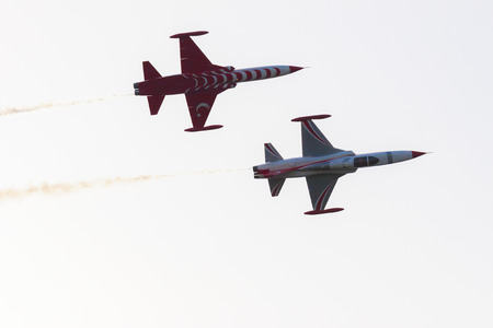 Turkish acrobatic aviation squadron performing.のeditorial素材