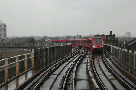 London trainの素材