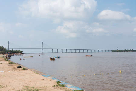 Rosario, Santa fe / Argentina: Jan 4, 2017: Rosario - Victoria bridge, over the Parana riverのeditorial素材