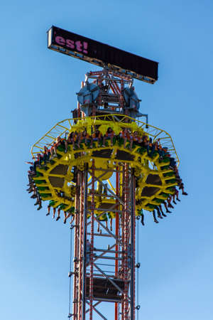 Free fall tower at Oktoberfest with 80 meter heightのeditorial素材