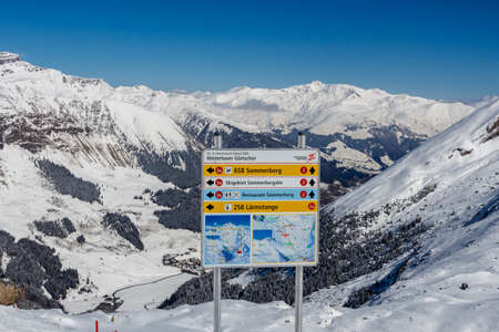 Ski region of the Hintertuxer Glacier (Tuxer Ferner) with a beautiful landscape and steep ski slopes in Tyrol, Austriaのeditorial素材