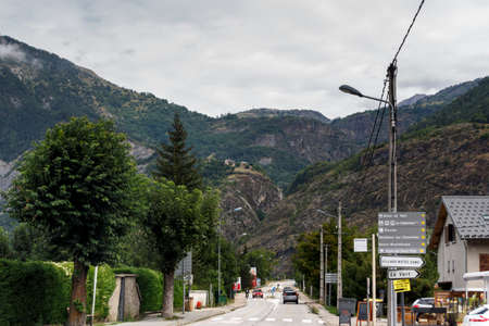 Le Bourg-d'Oisans, France - August 19, 2019: Road to the famous climb of L'Alpe d'Huez and itinerary of the Tour de Franceのeditorial素材