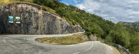 L'Alpe d'Huez, France - August 19, 2019: Ascent of the famous climb to Alpe d'Huez and itinerary of the Tour de Franceのeditorial素材