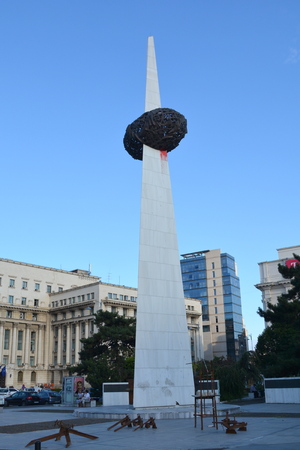 Statue in the Palace Square, Bucharestのeditorial素材