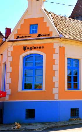 Typical house in the village Biertan. Biertan is one of the most important Saxon villages with fortified churches in Transylvania, having been on the list of UNESCO World Heritage Sites since 1993. The Biertan fortified church was the see of the Lutheran のeditorial素材