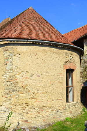 Courtyard of the medieval fortified saxon church in Calnic, Transylvania CÃ¢lnic village is known for its castle, which is on UNESCO's list of World Heritage Sites. CÃ¢lnic Citadel, first mentioned in 1269, is very well preserved. Built as a noble's residのeditorial素材